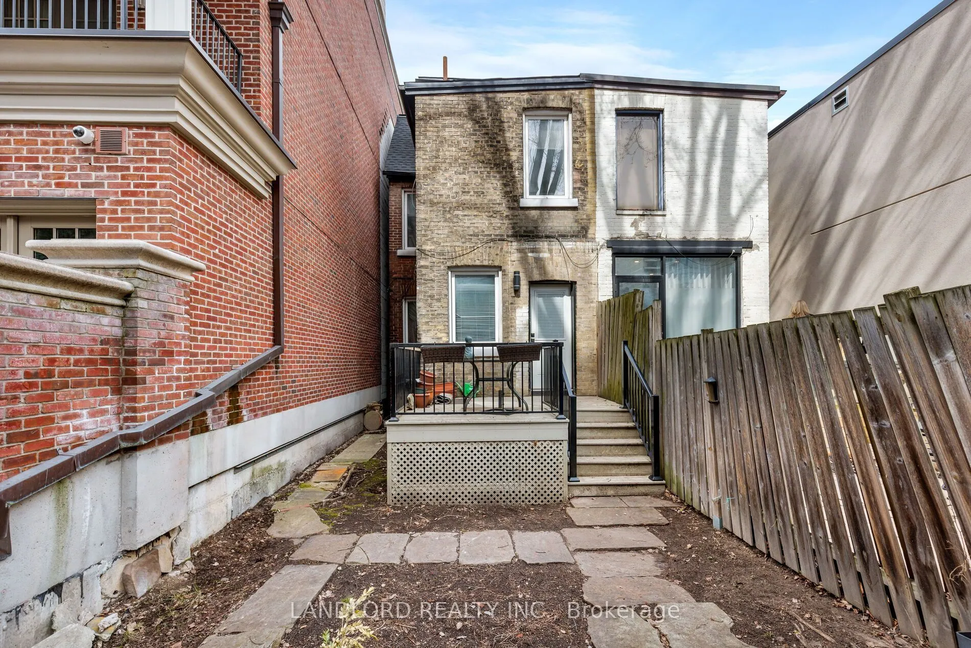 107A Scollard Street