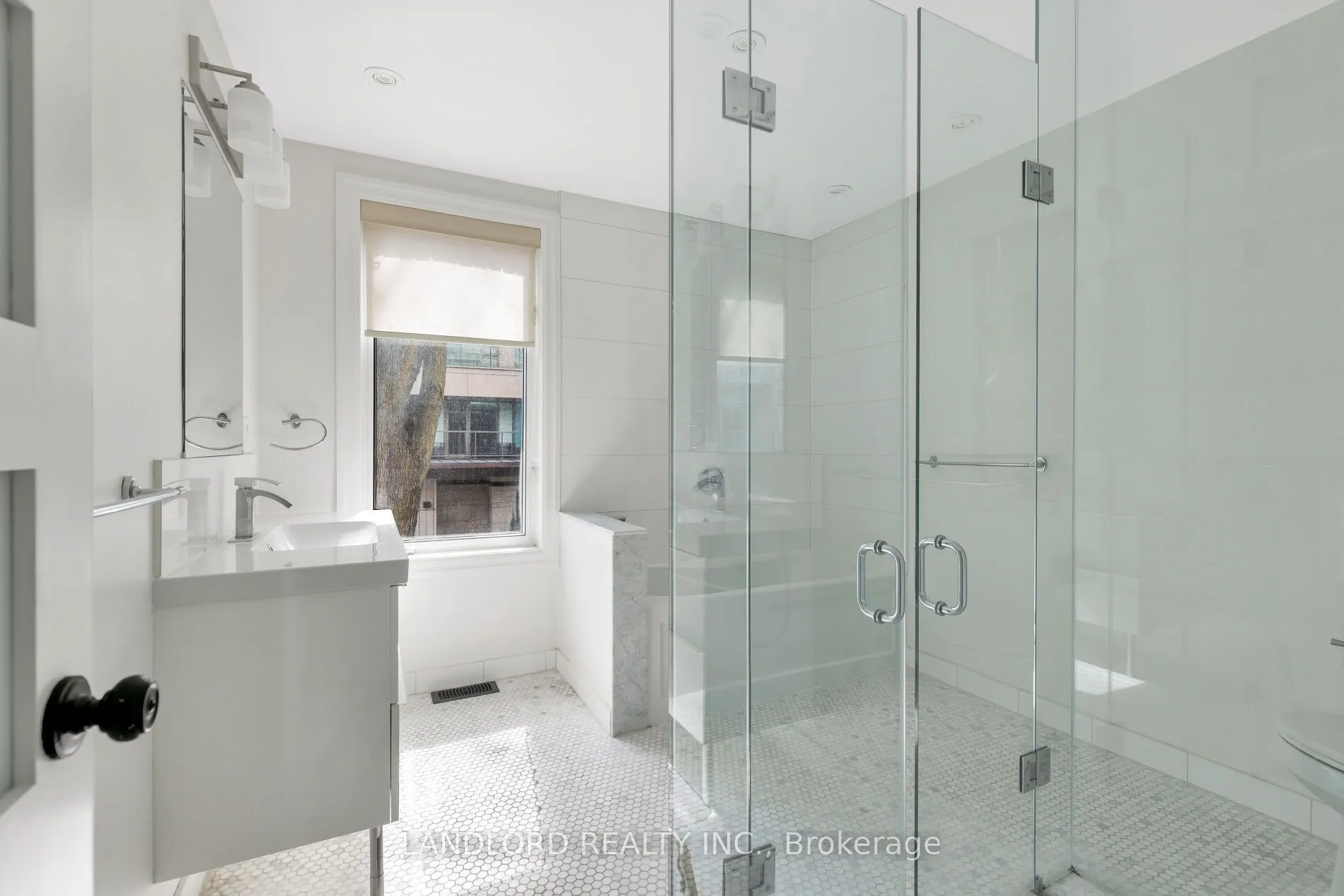 107A Scollard Street
