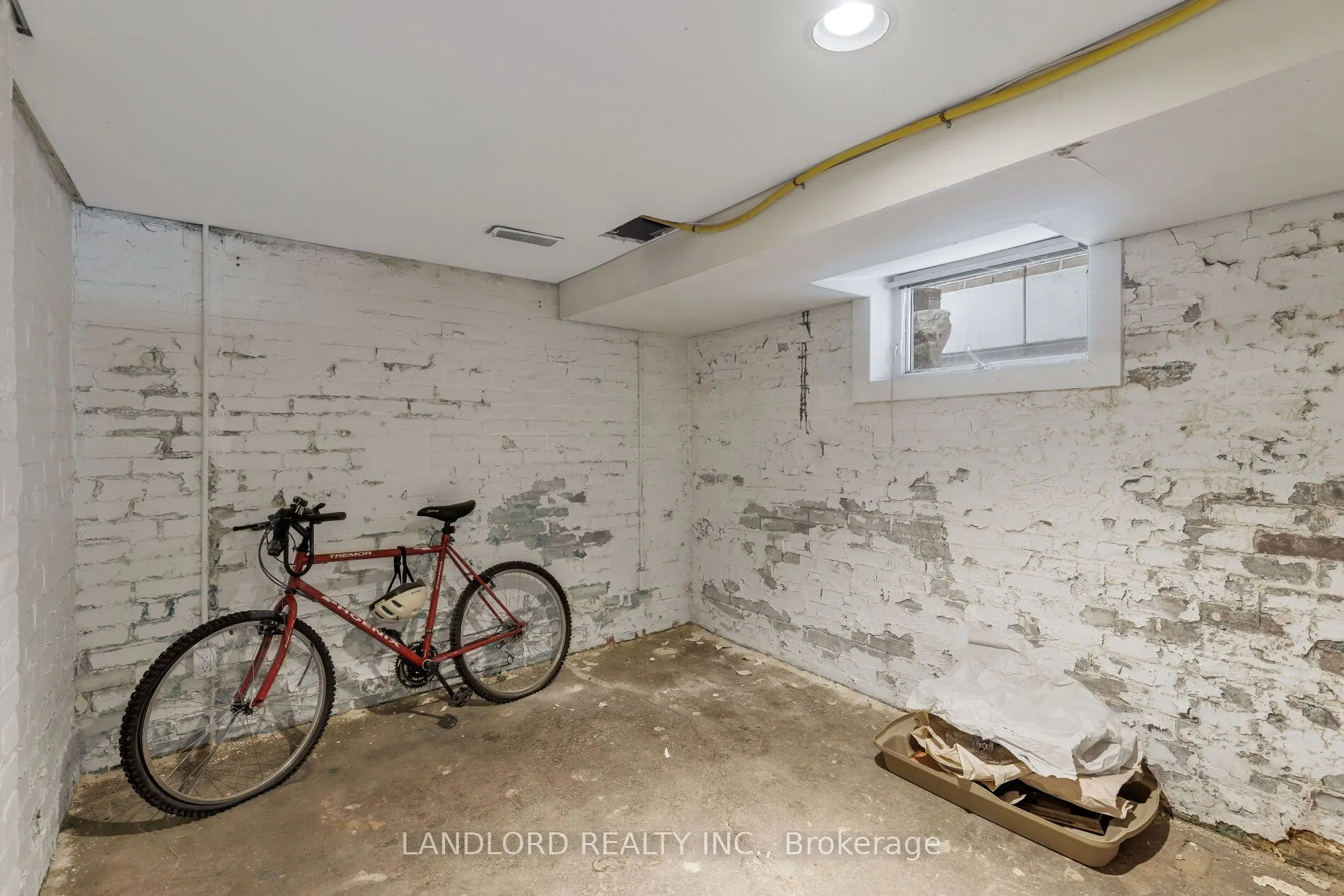 107A Scollard Street