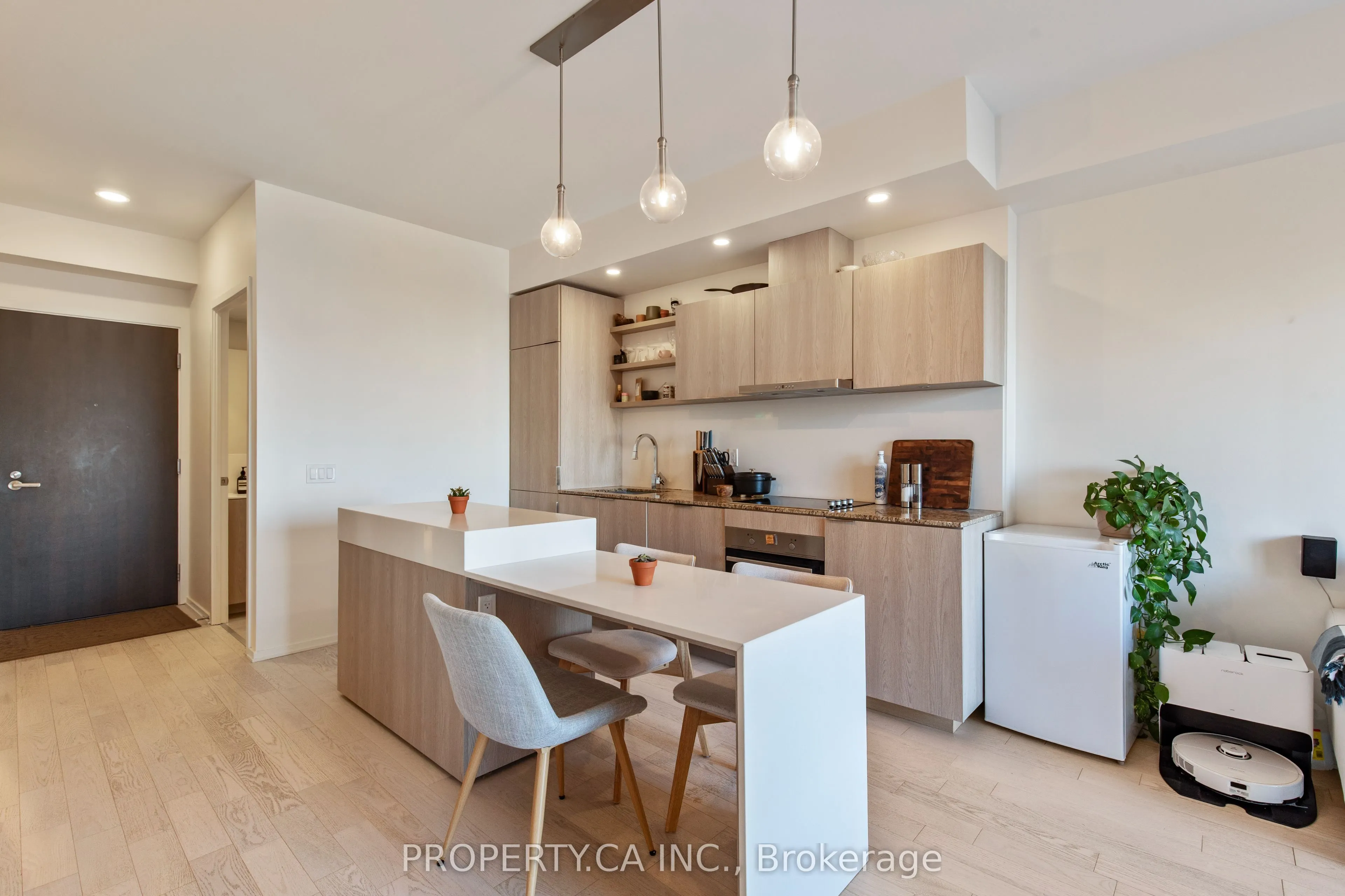 12 Bonnycastle Street #710
