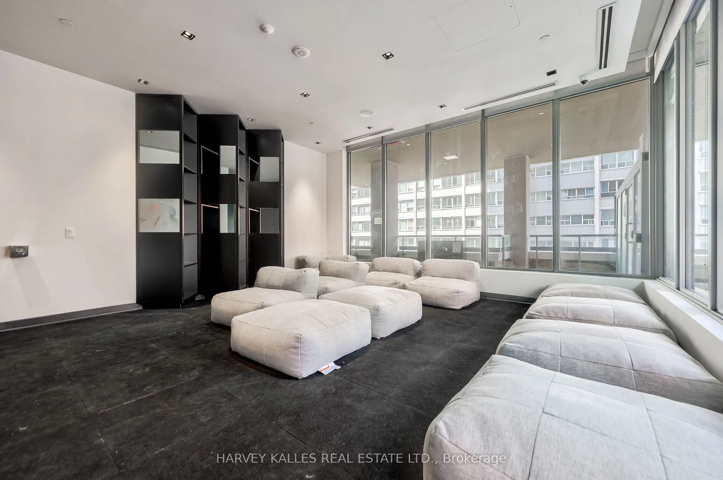 25 Holly Street #2604