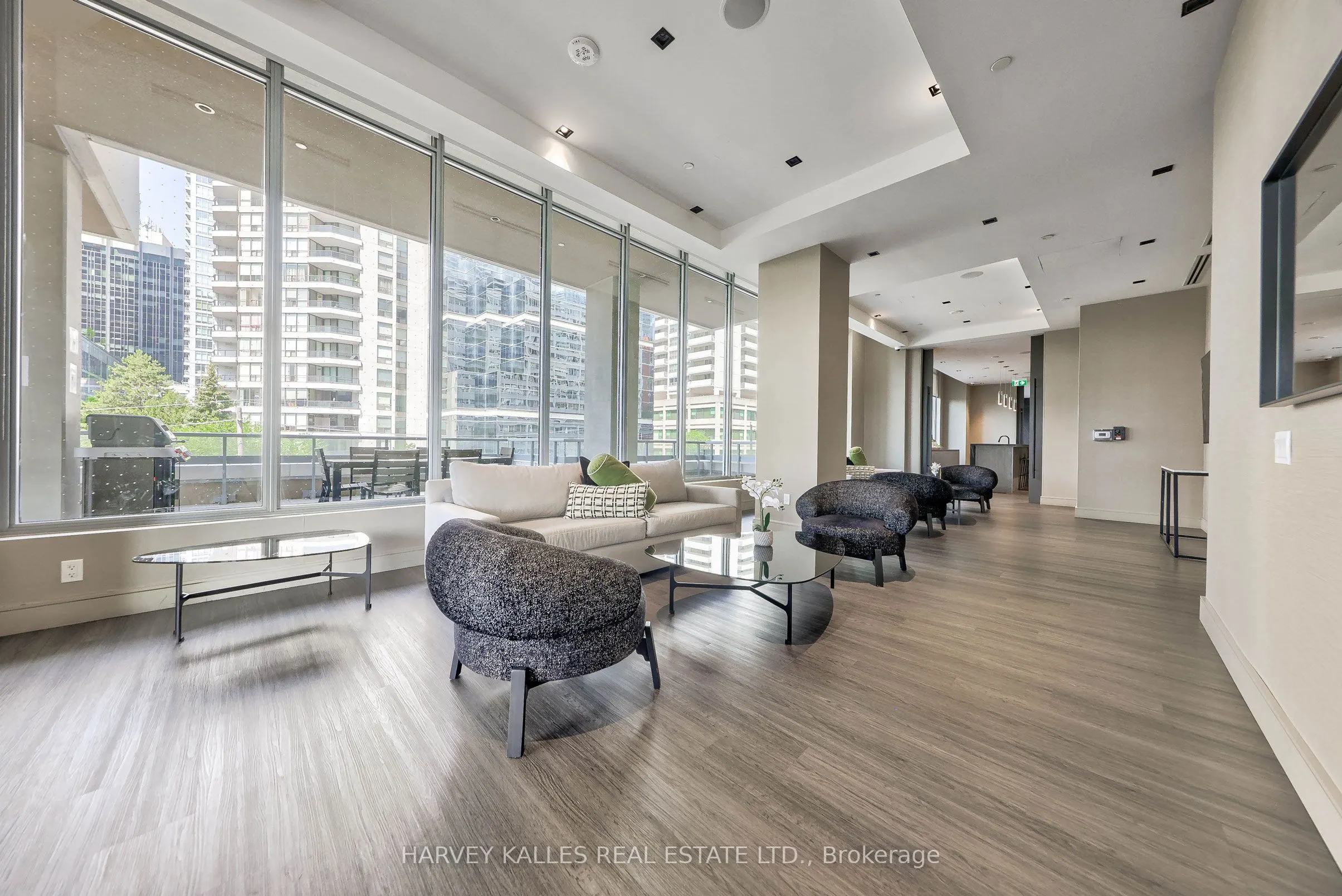 25 Holly Street #2604