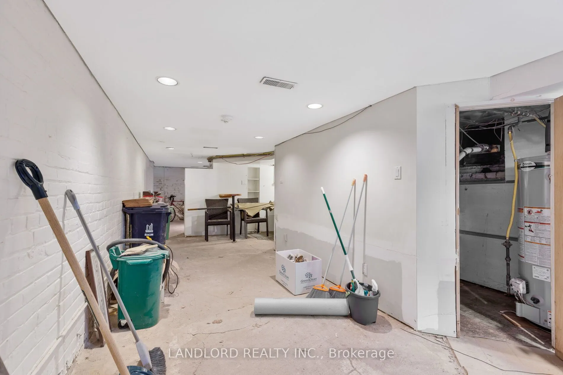 107A Scollard Street