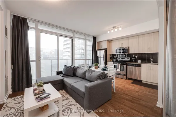 65 Bremner Boulevard #4511