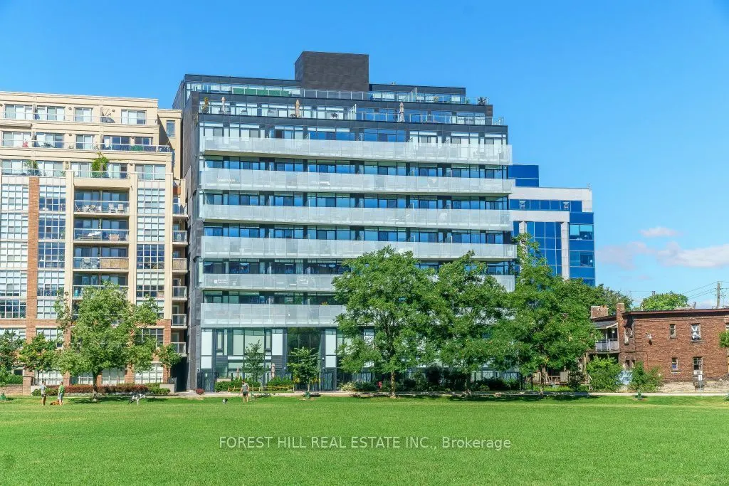 25 Stafford Street #611