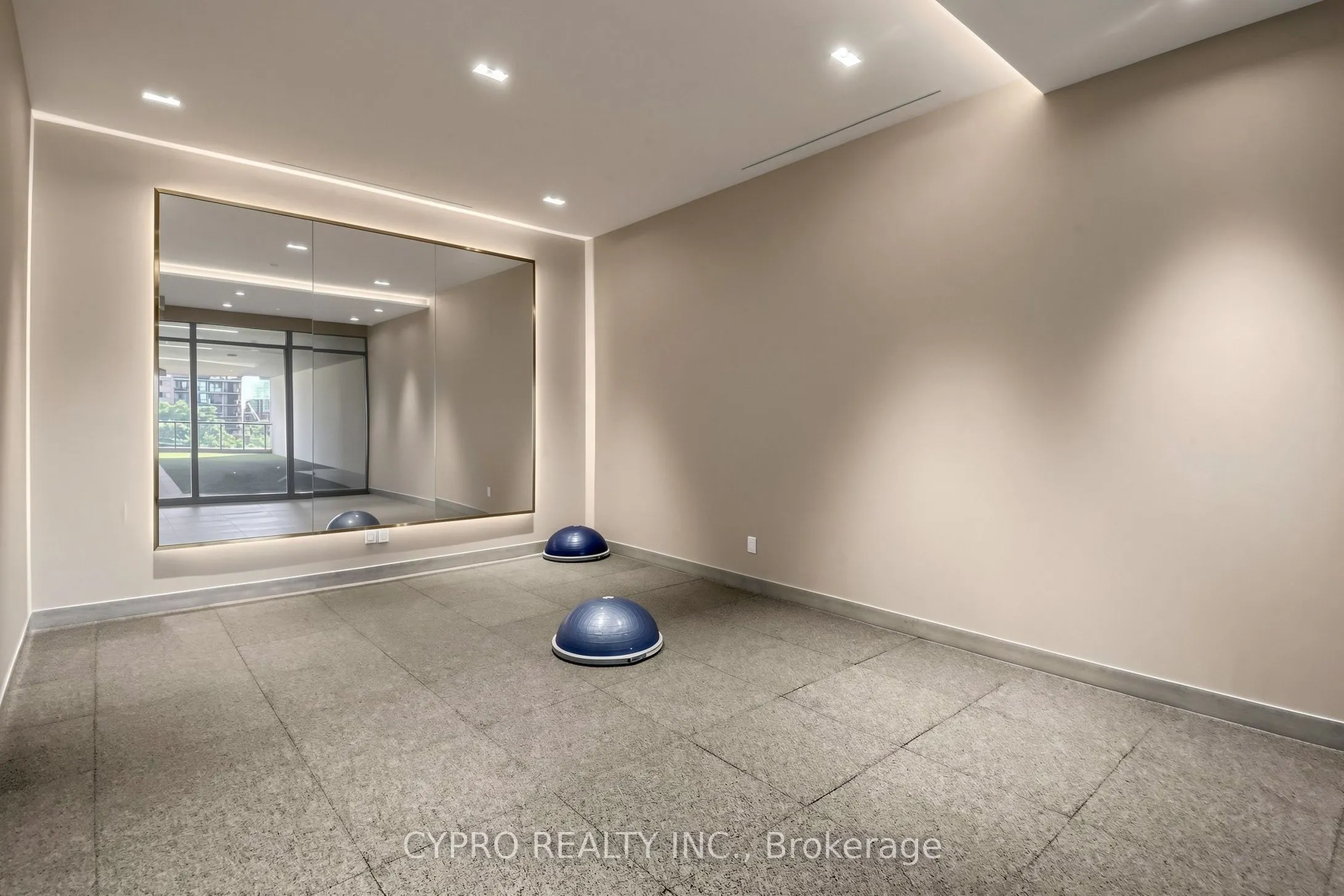 319 JARVIS Street #3802