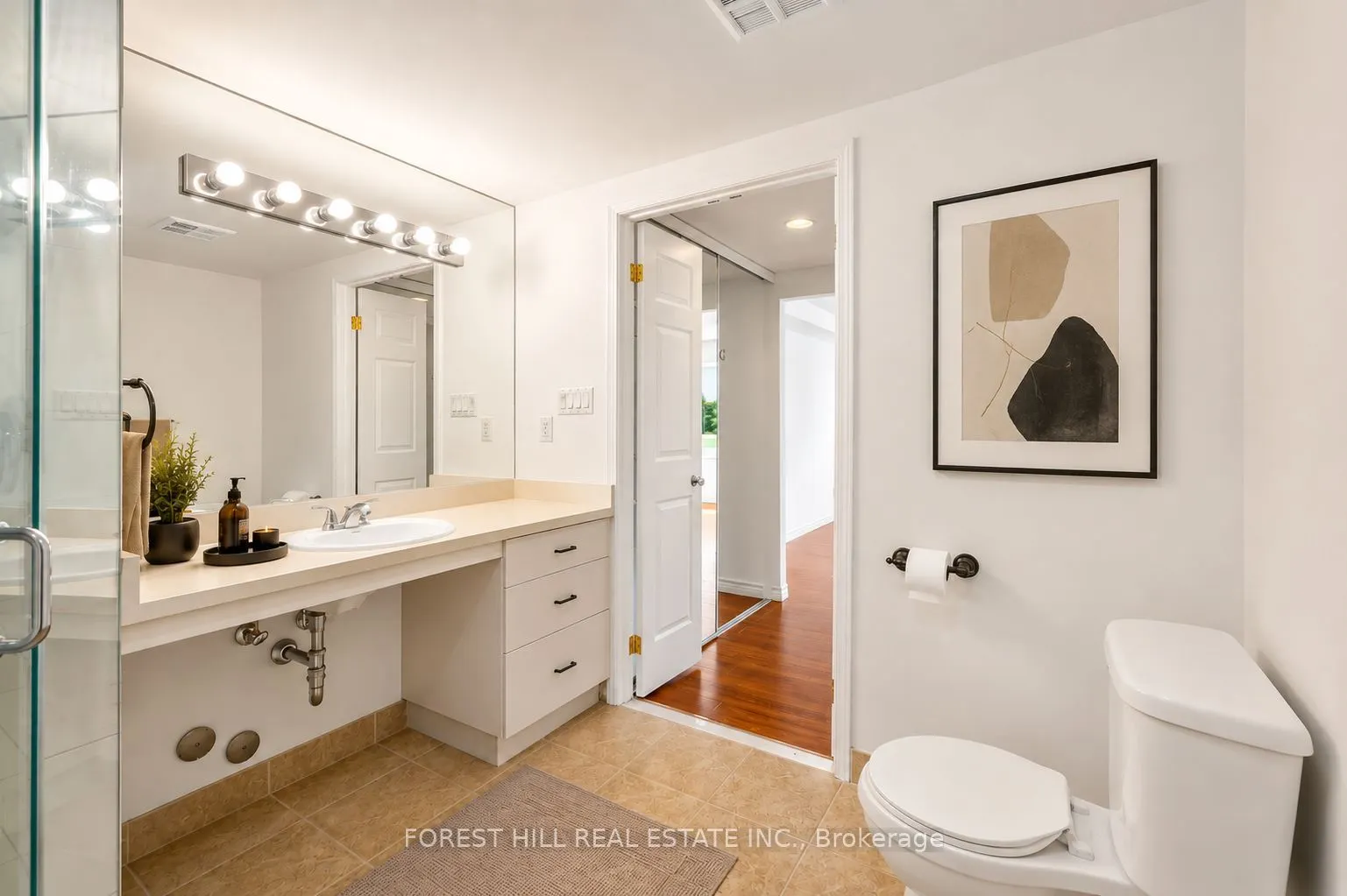 1818 Bayview Avenue #302