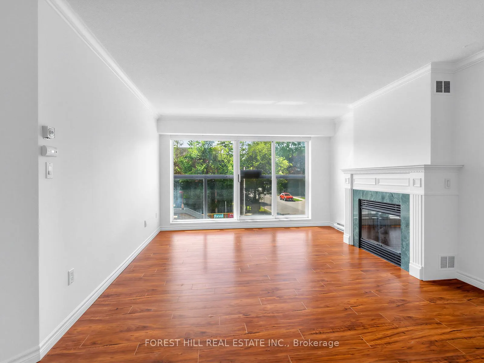 1818 Bayview Avenue #302