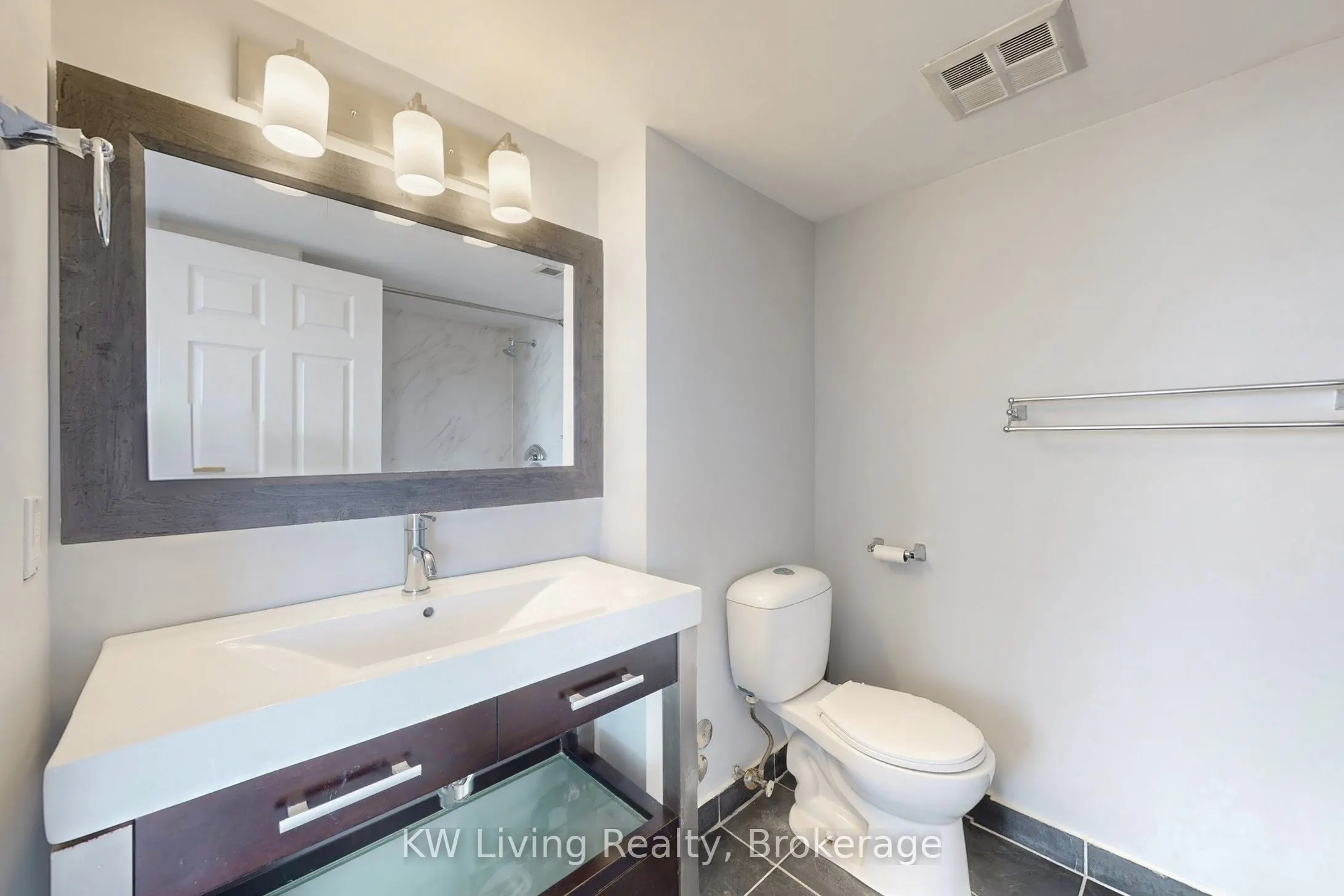 7 Concorde Place #2309