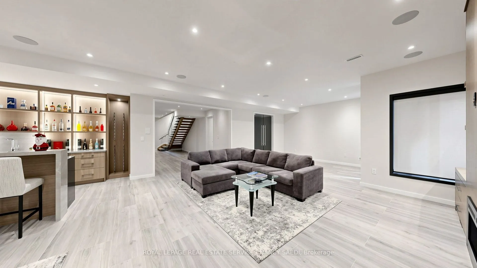 474 Russell Hill Road