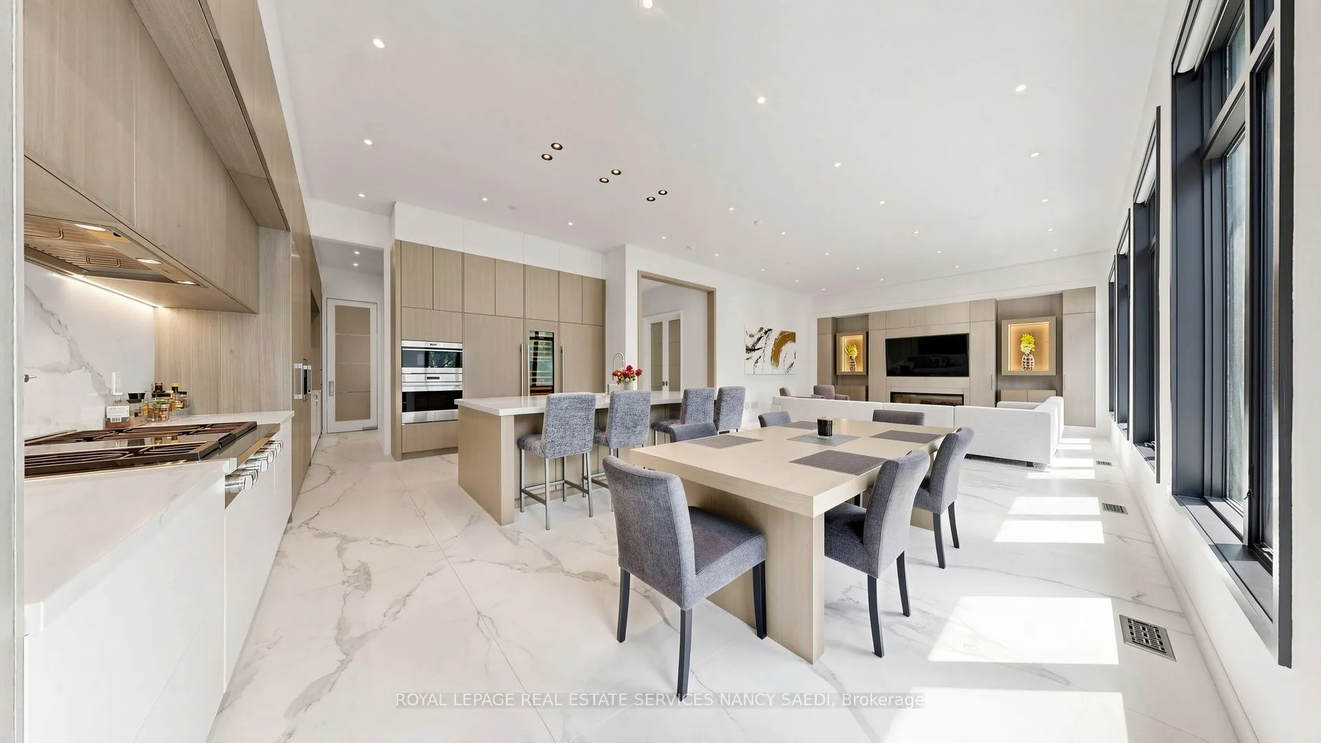 474 Russell Hill Road