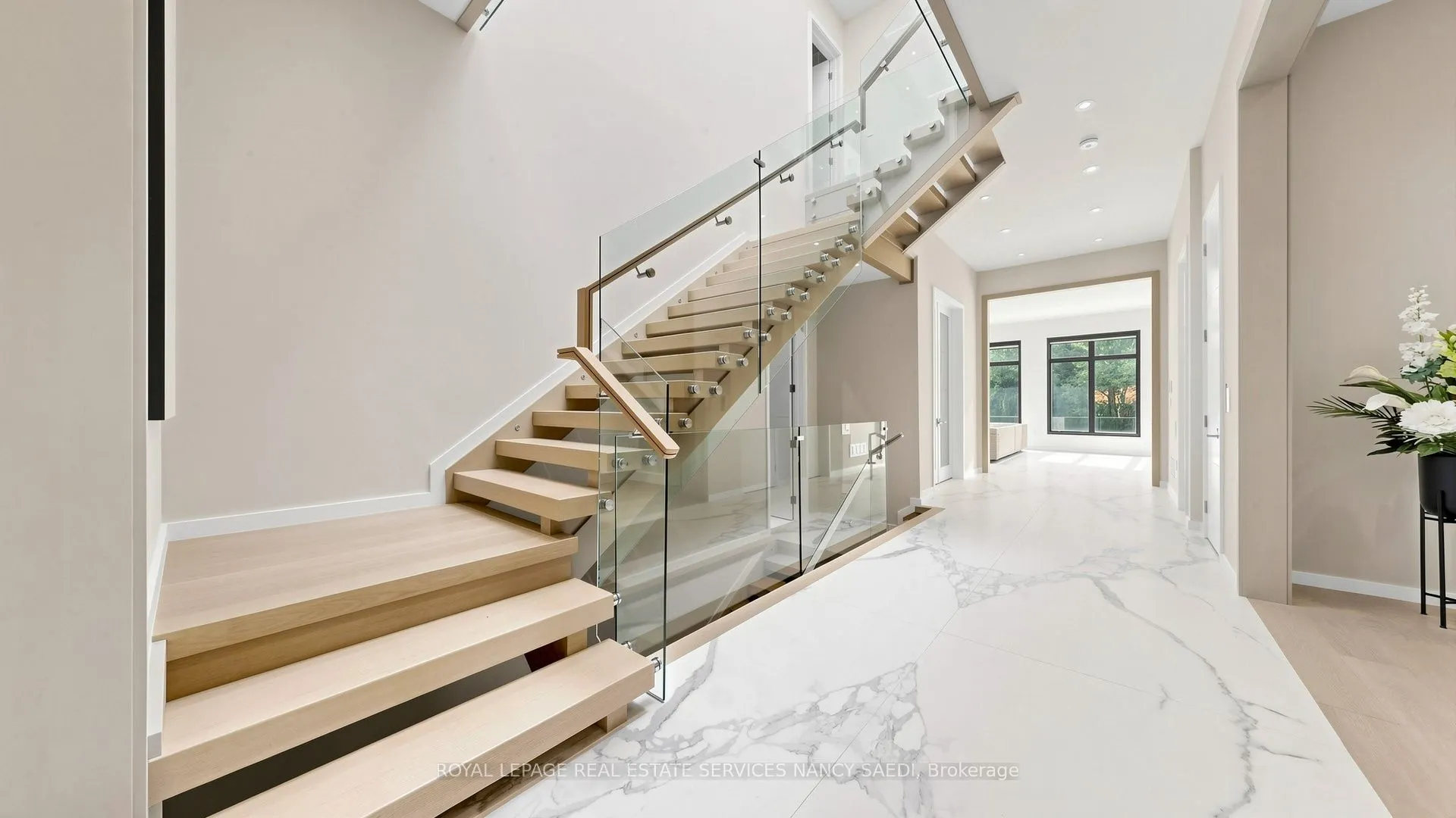 474 Russell Hill Road