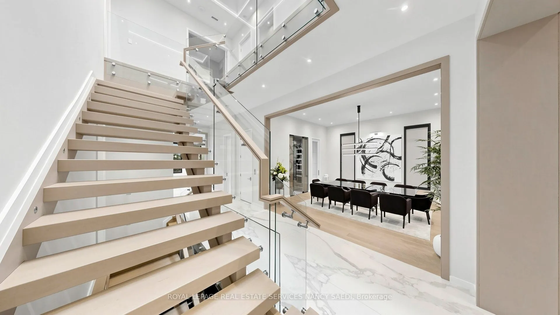 474 Russell Hill Road