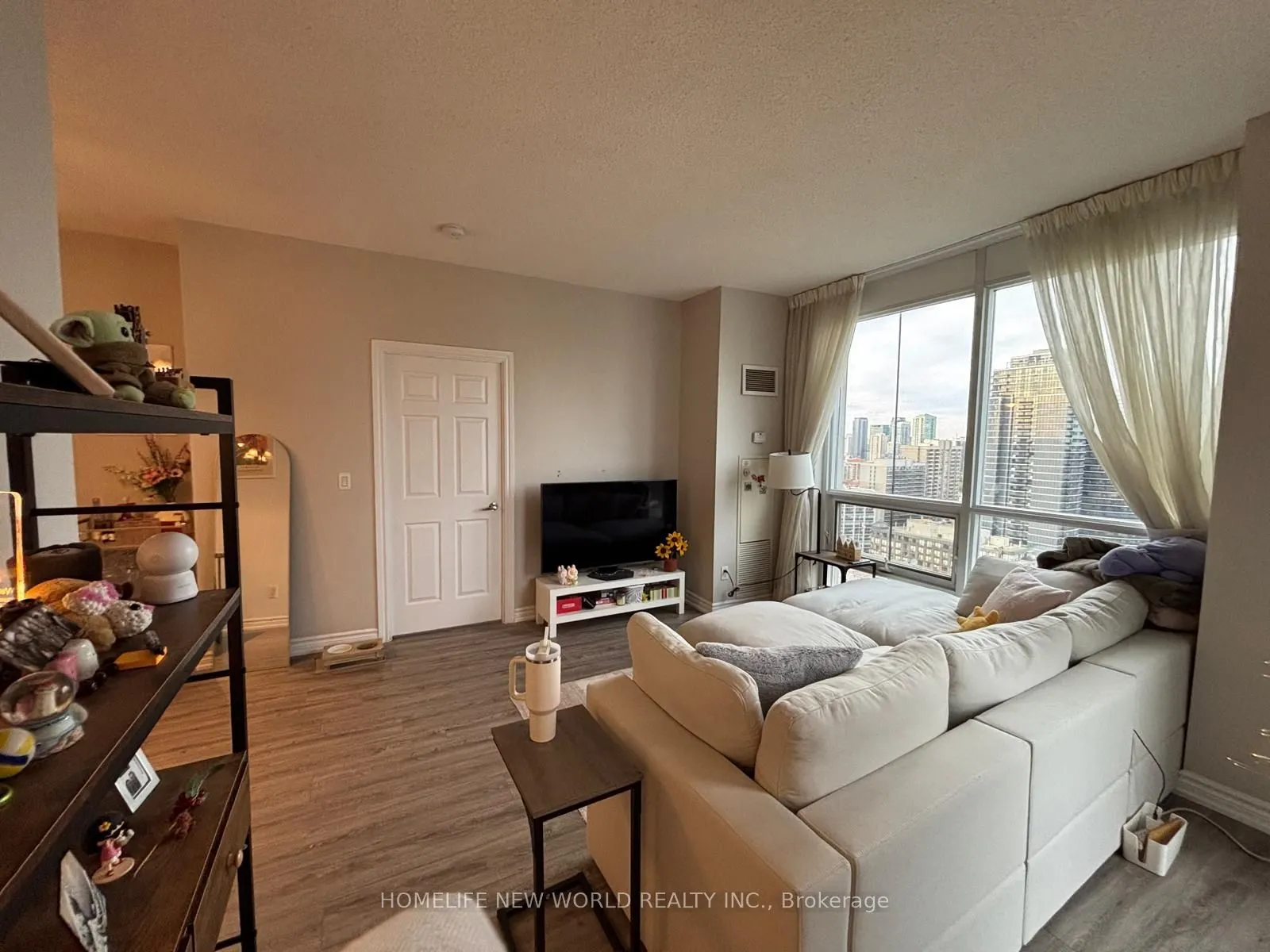 761 Bay Street #3305