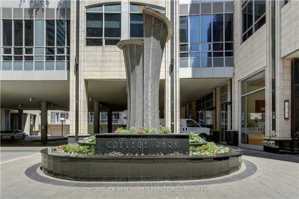 761 Bay Street #3305