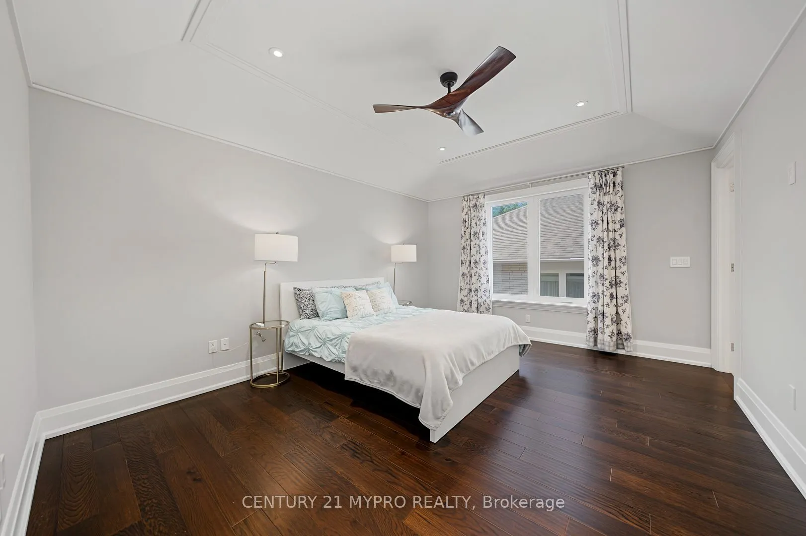 5 Glenelia Avenue