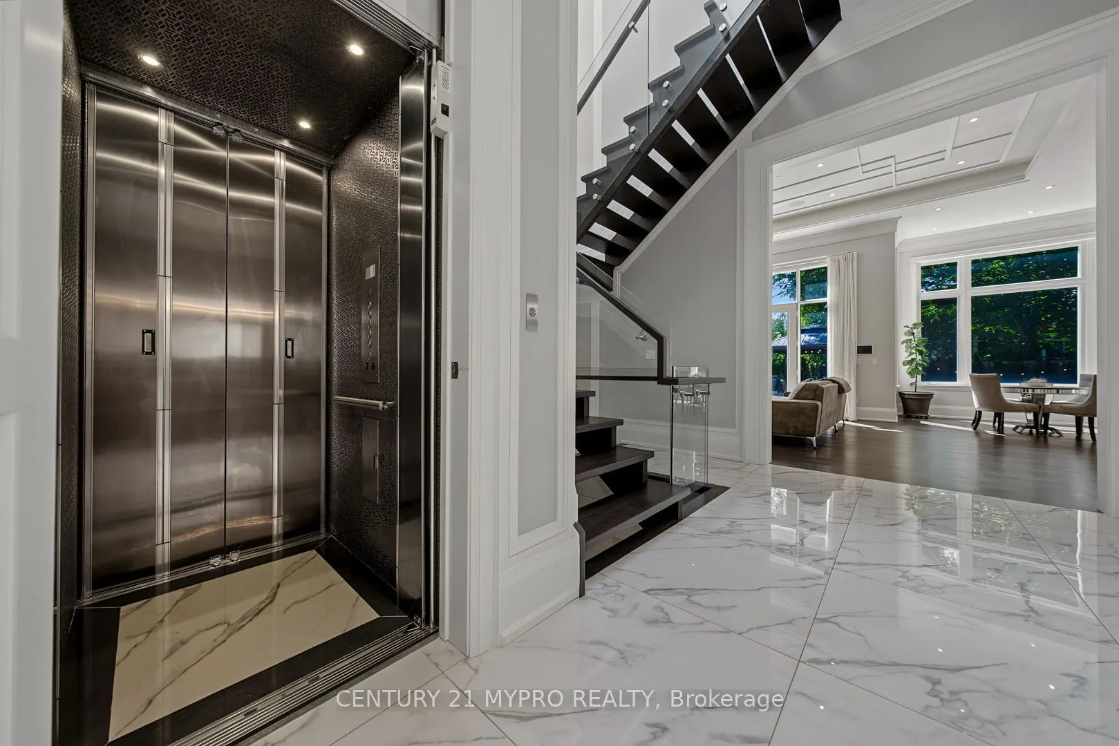 5 Glenelia Avenue