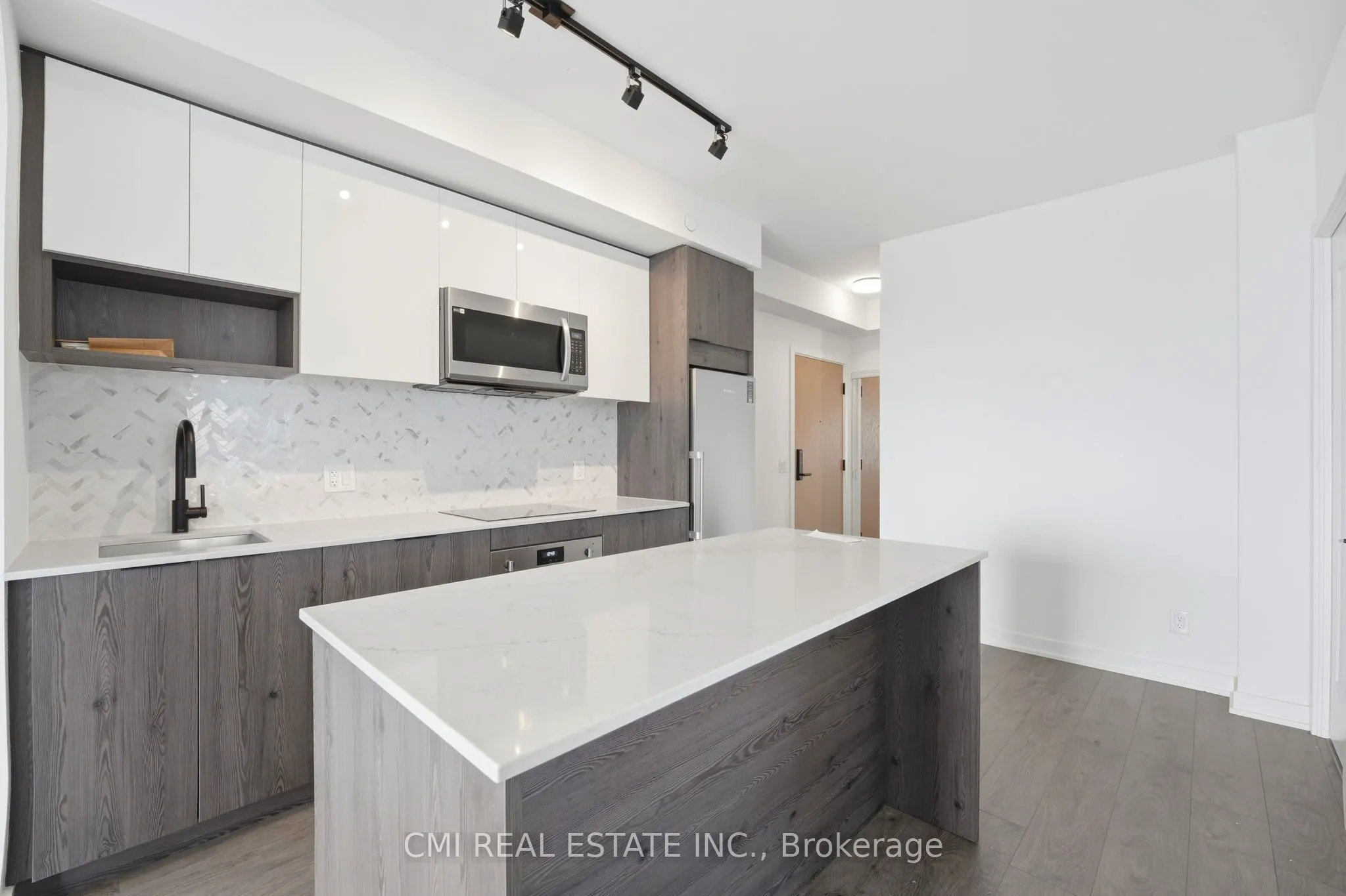 5 Defries Street #801