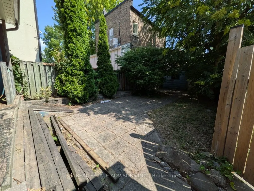 61 Greensides Avenue