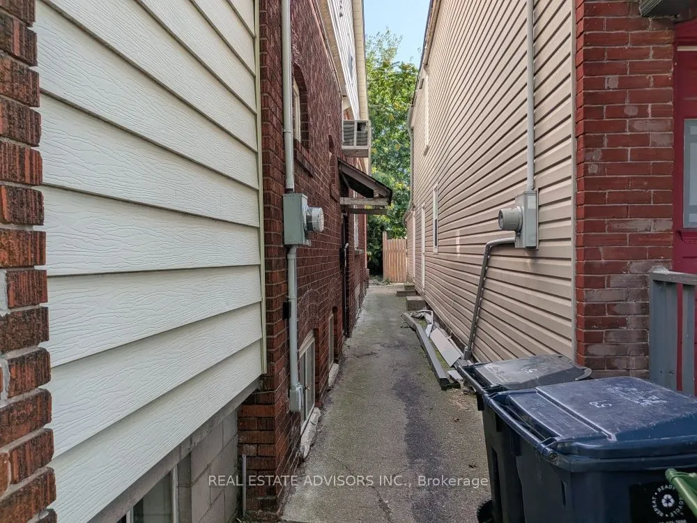 61 Greensides Avenue