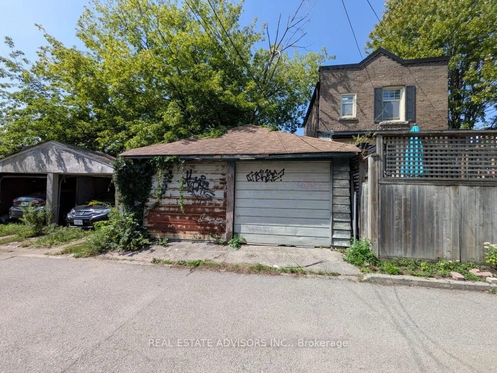 61 Greensides Avenue