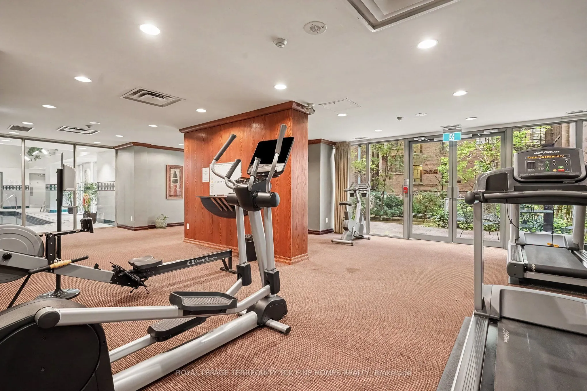 7 King Street E #1814
