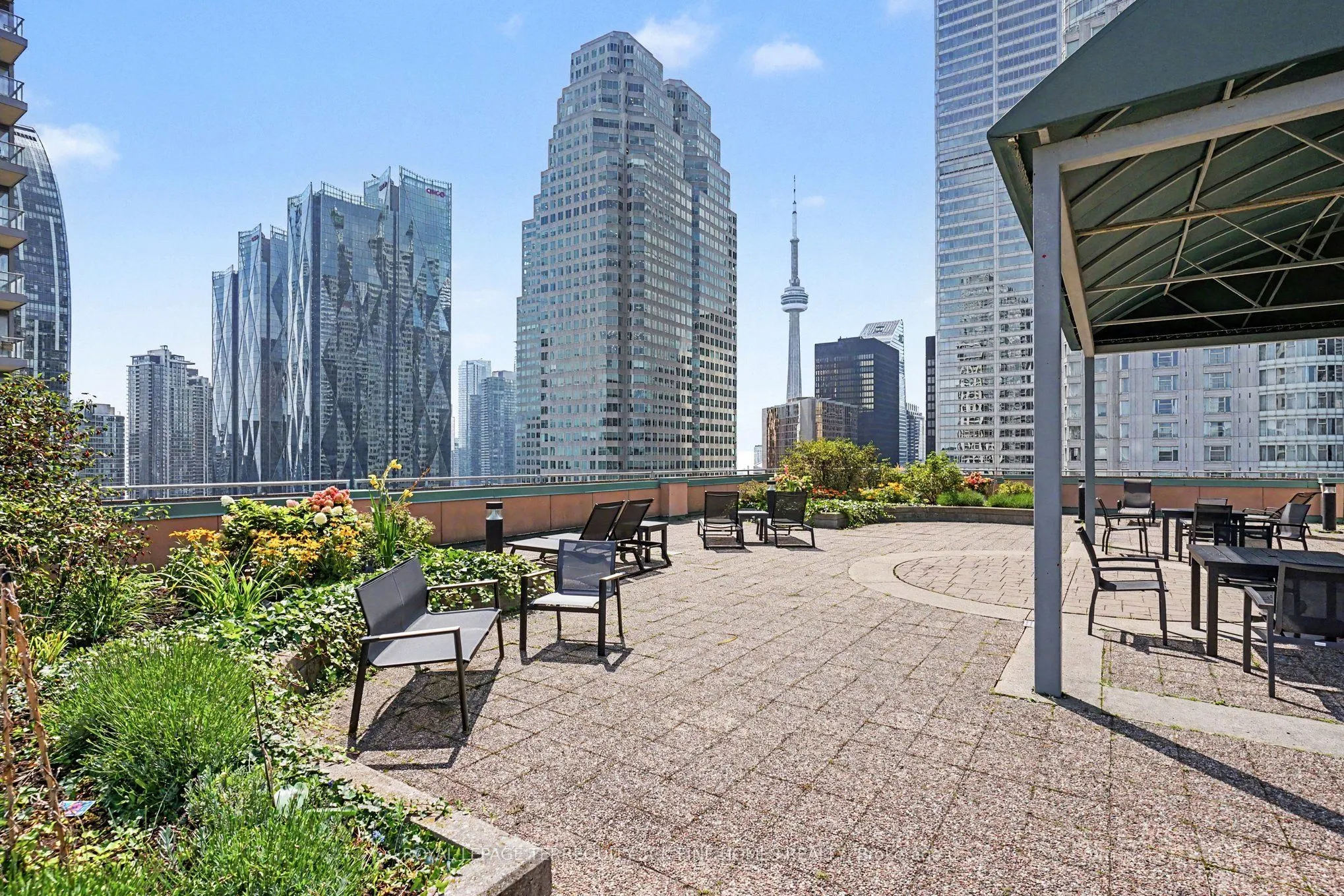 7 King Street E #1814