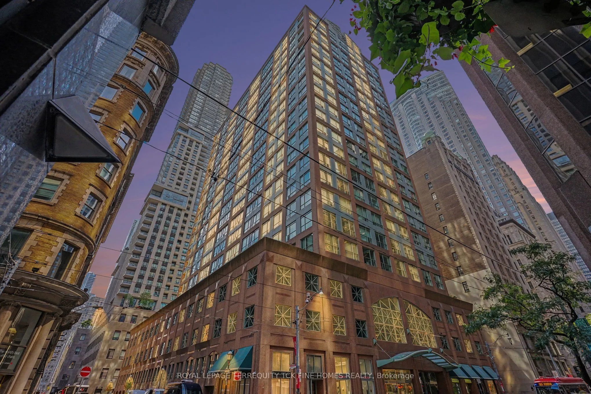 7 King Street E #1814