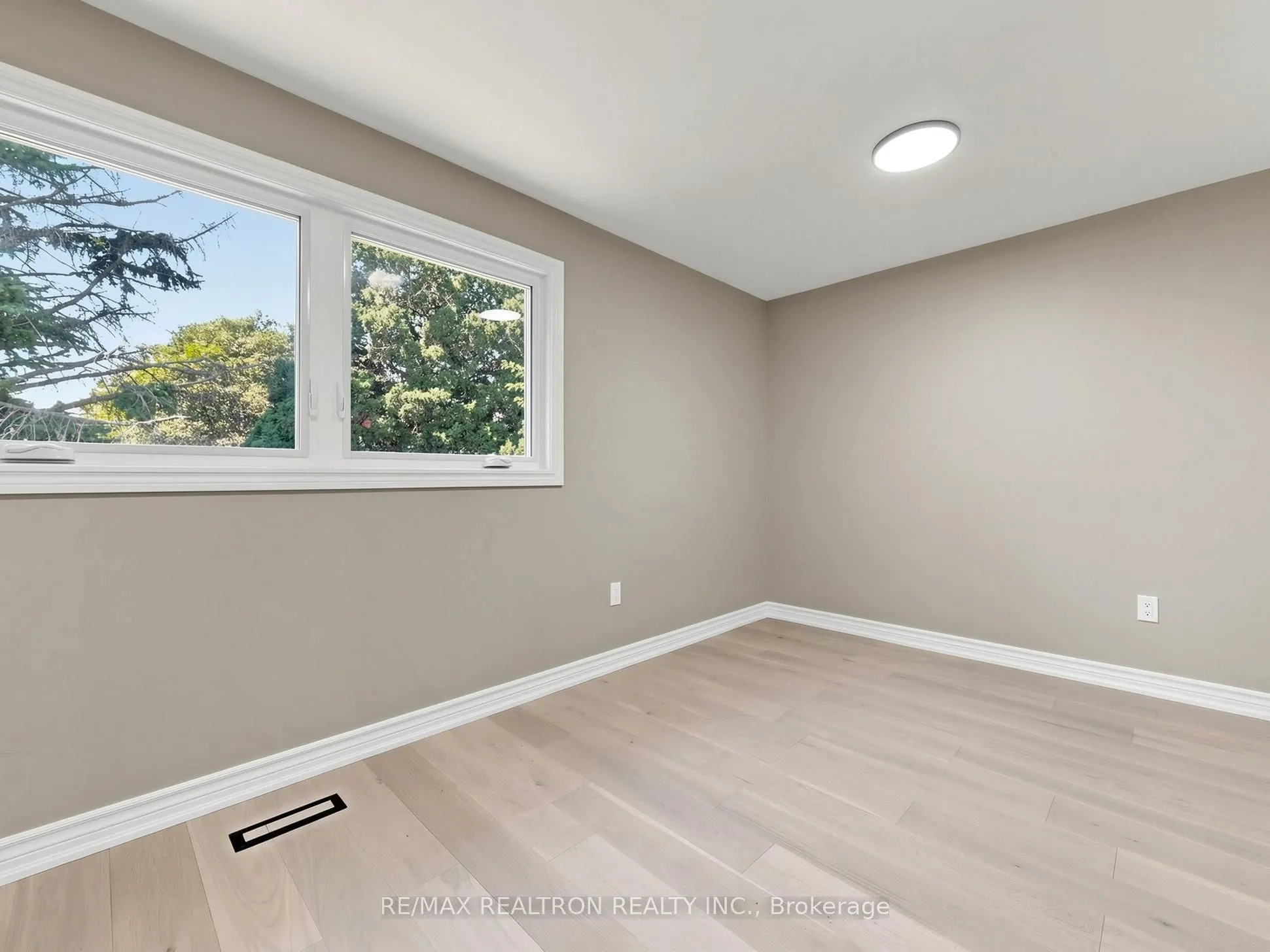 20 Harnworth Drive