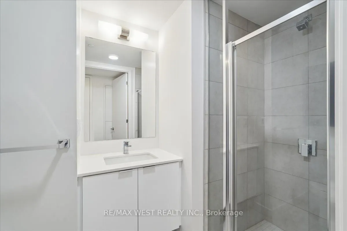8 Tippett Road #426