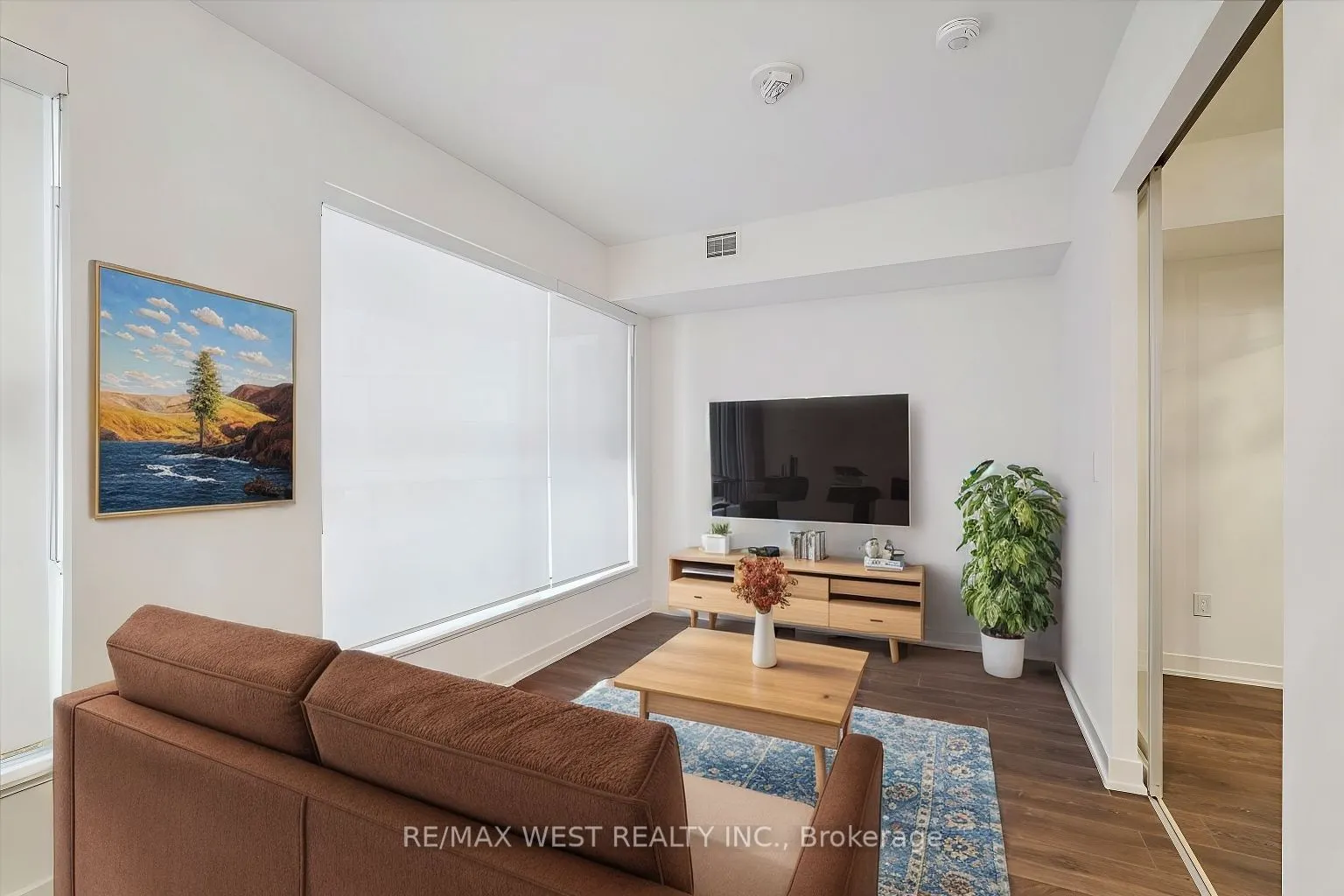 8 Tippett Road #426