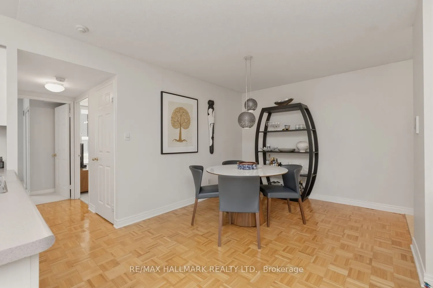 43 Eglinton Avenue E #310
