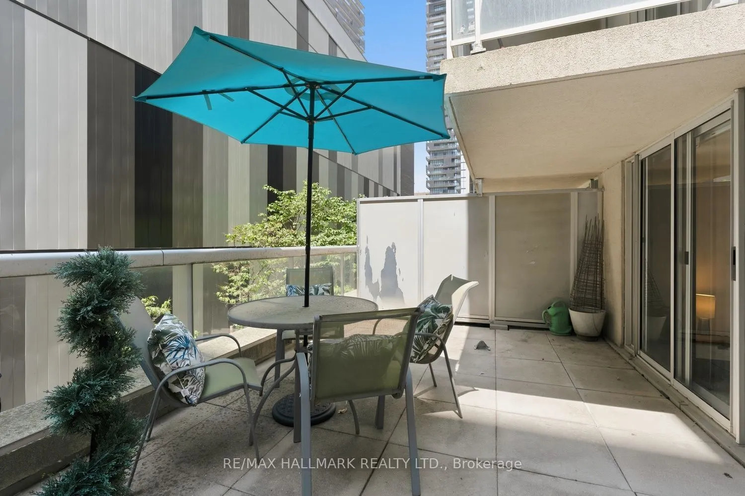 43 Eglinton Avenue E #310