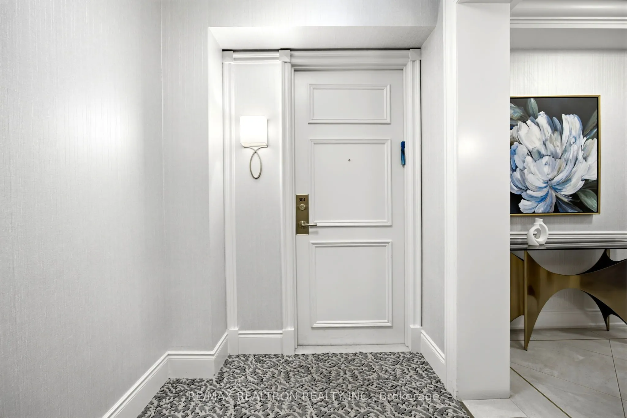 1 Glen Park Avenue #304