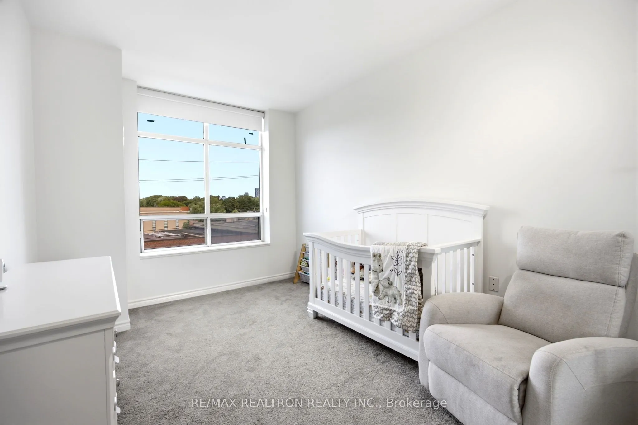 1 Glen Park Avenue #304