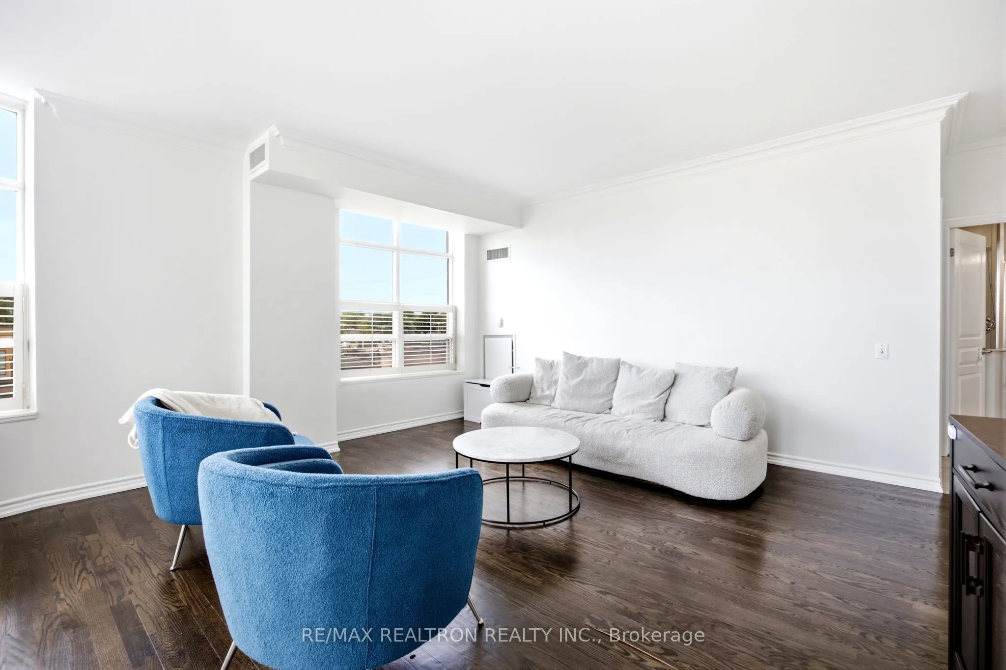 1 Glen Park Avenue #304