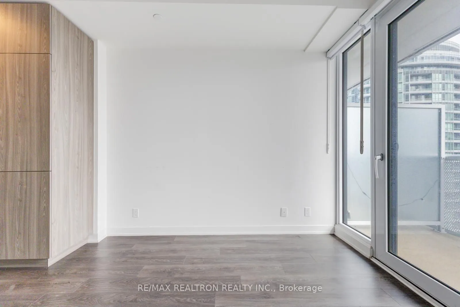15 Holmes Avenue #1701