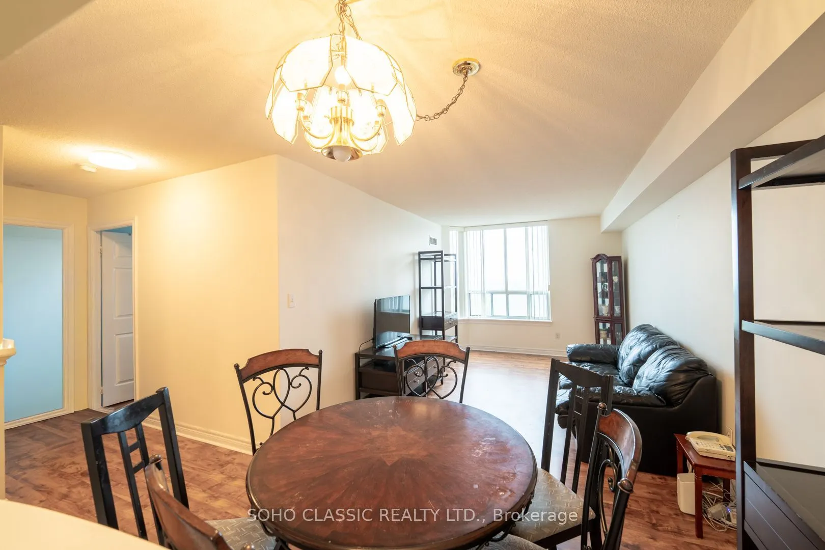 1700 Eglinton Avenue E #809