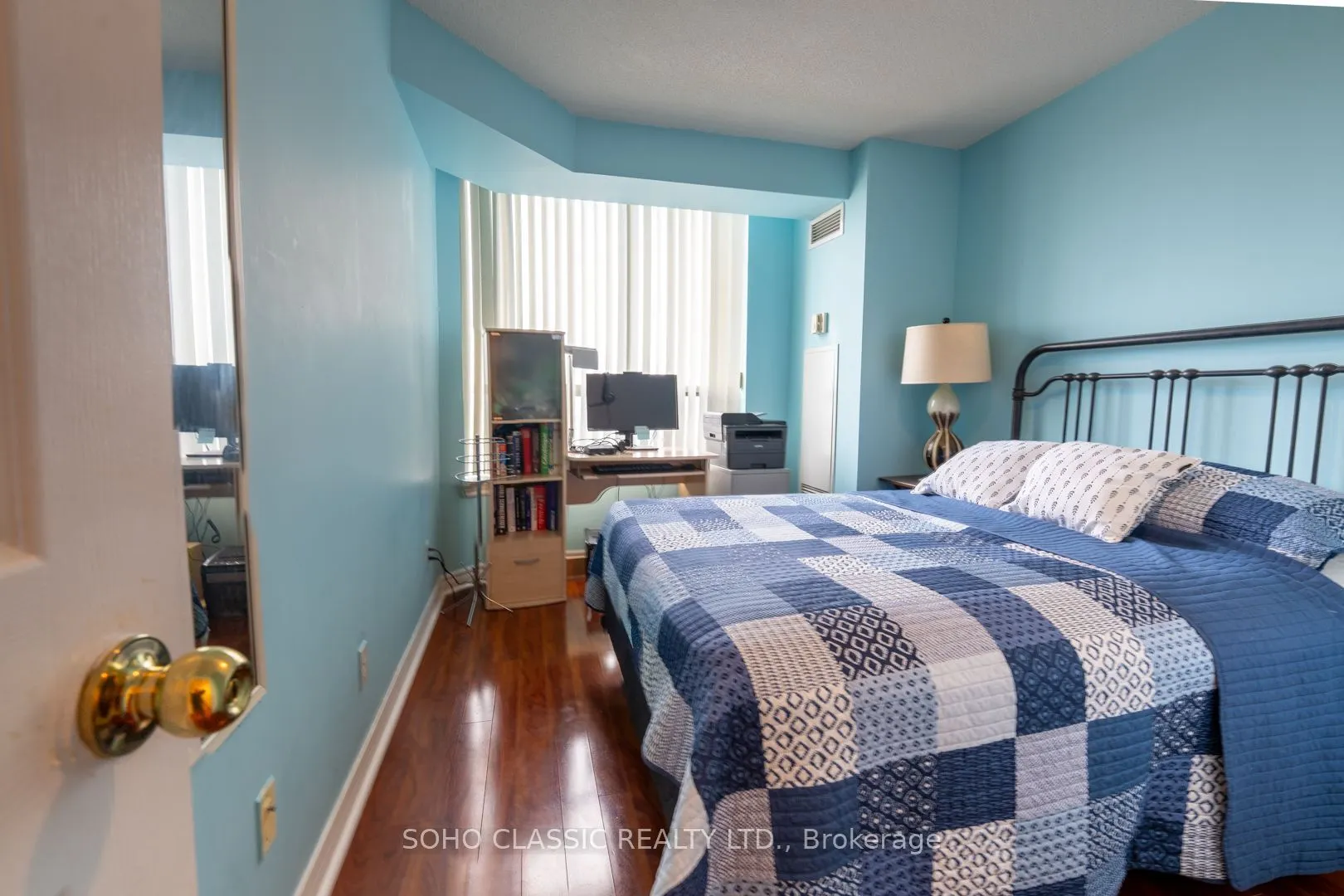 1700 Eglinton Avenue E #809