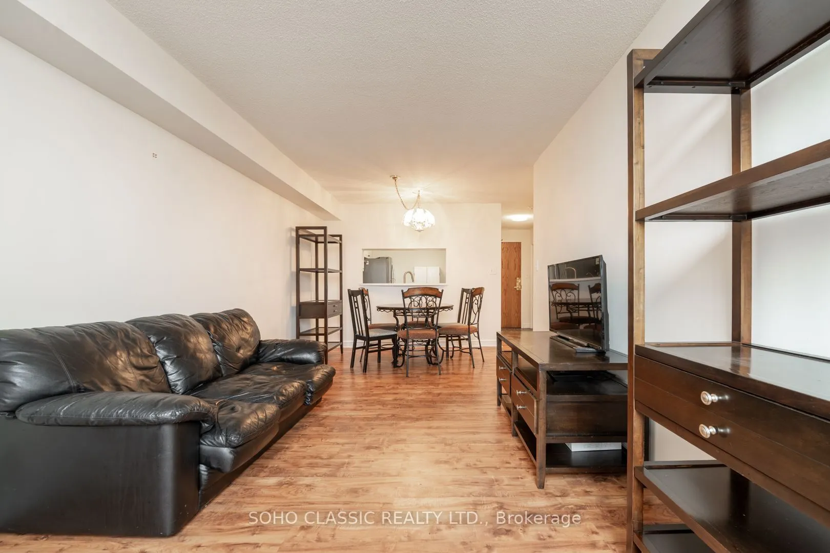 1700 Eglinton Avenue E #809