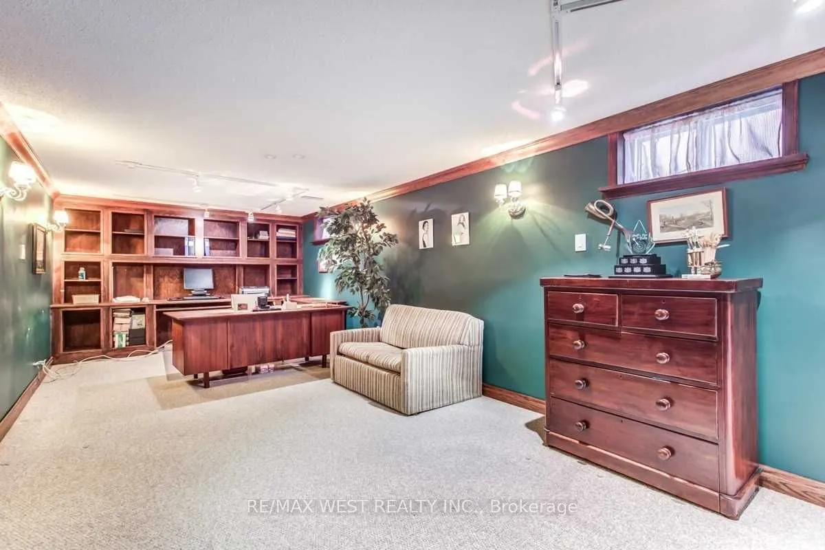 170 Newton Drive