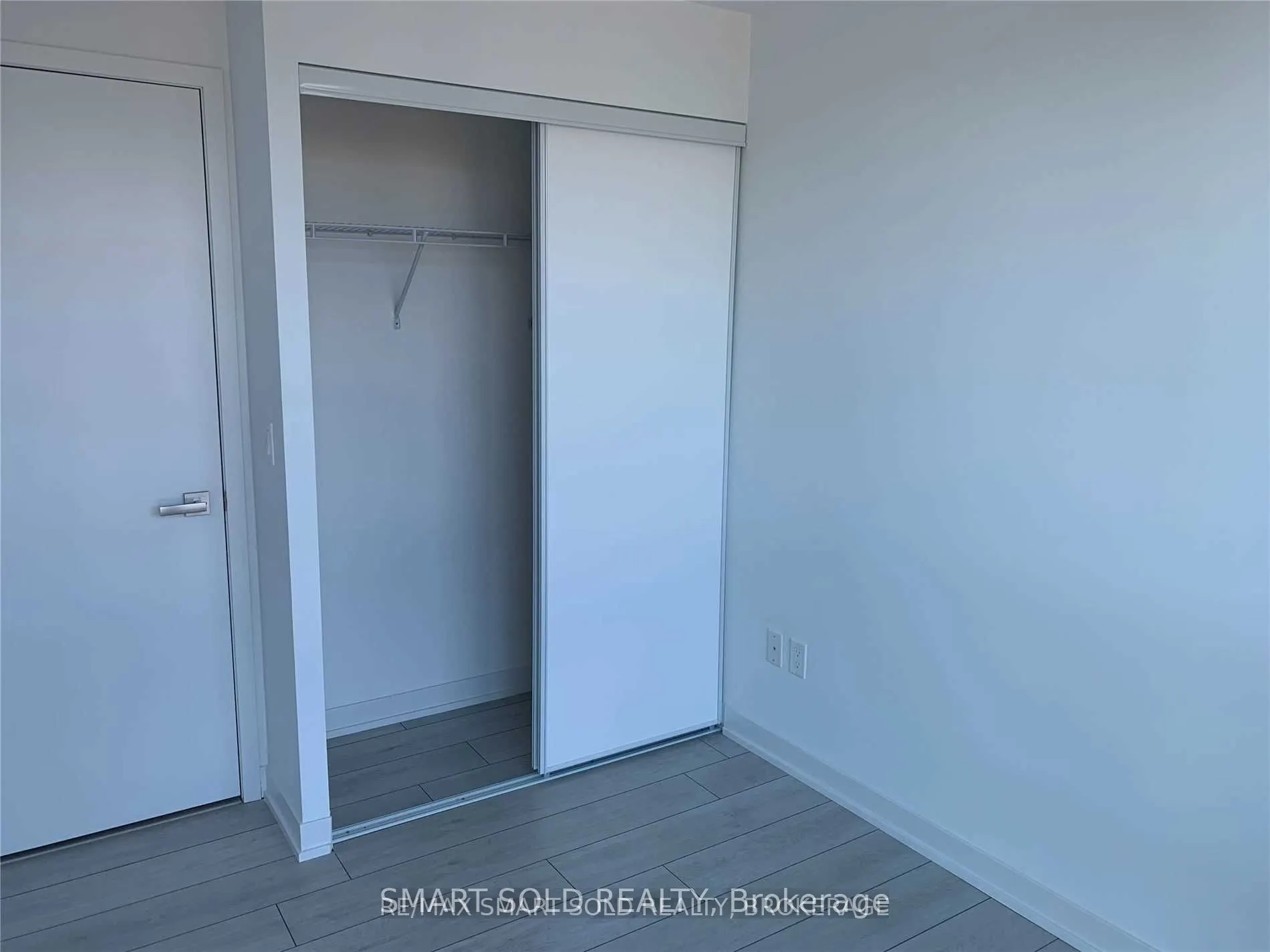 31 Tippett Road #831