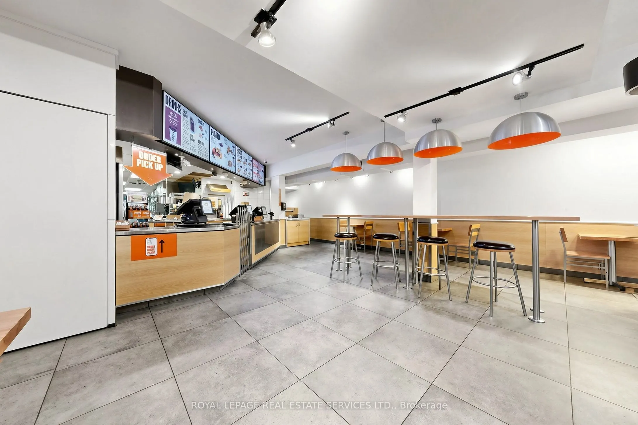 500 Bloor Street W