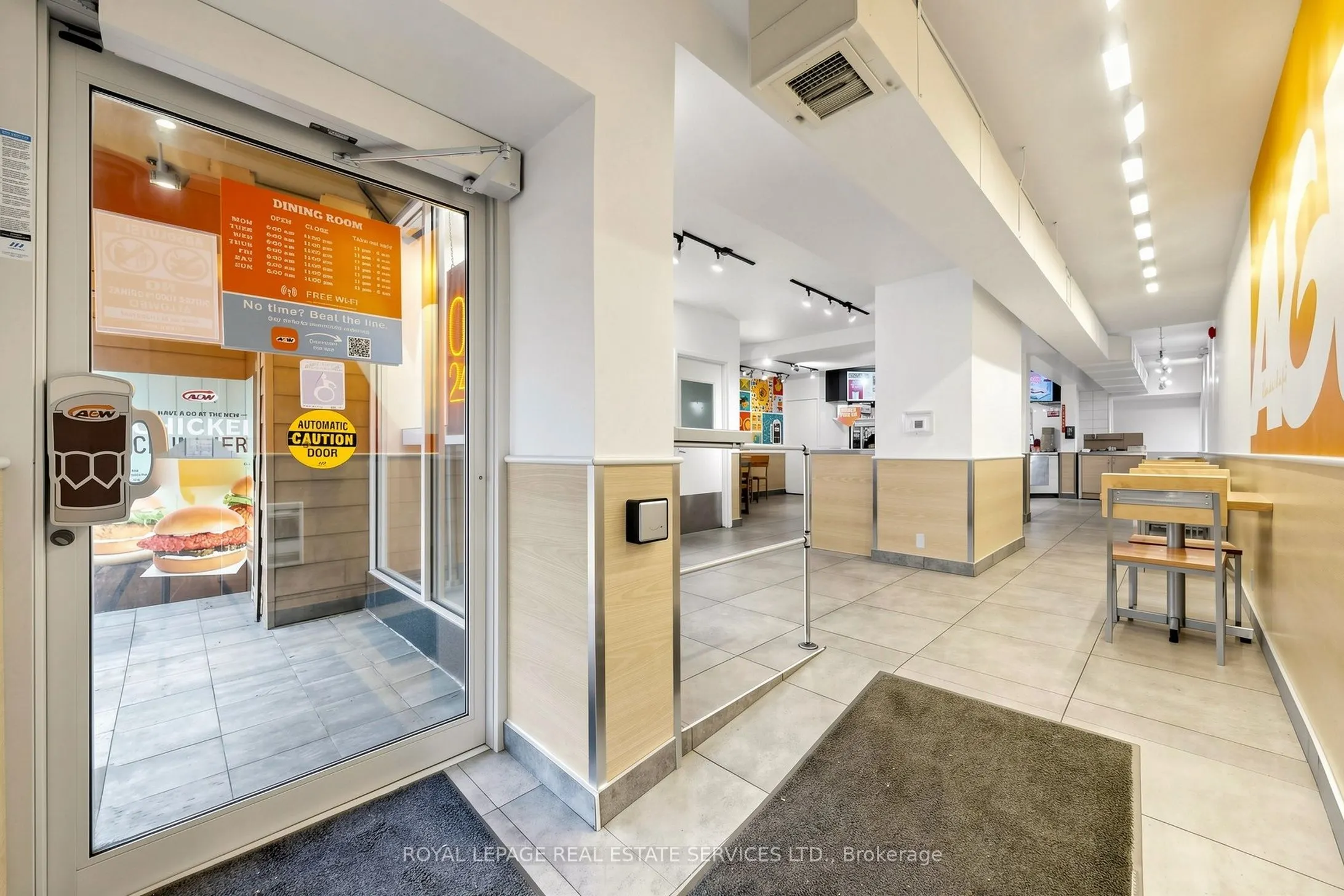 500 Bloor Street W