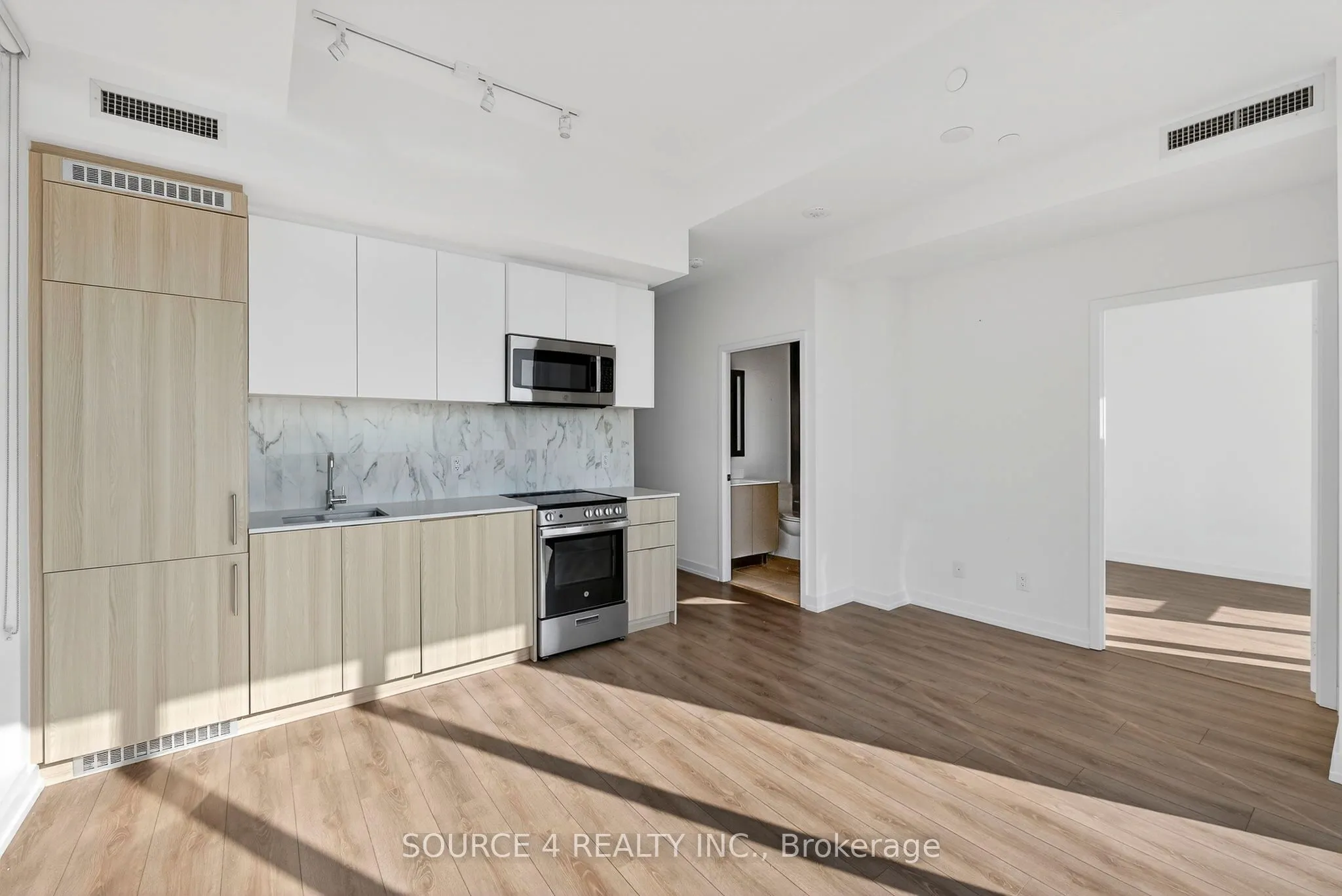 500 Dupont Street #717