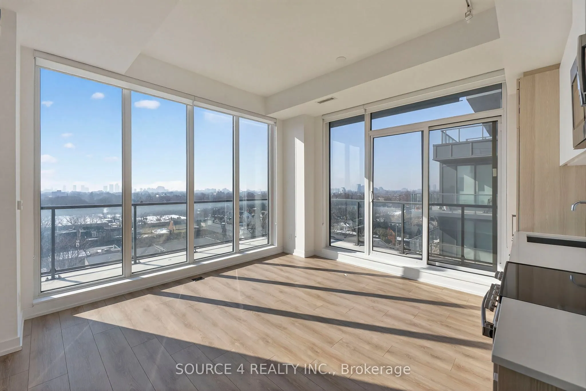 500 Dupont Street #717