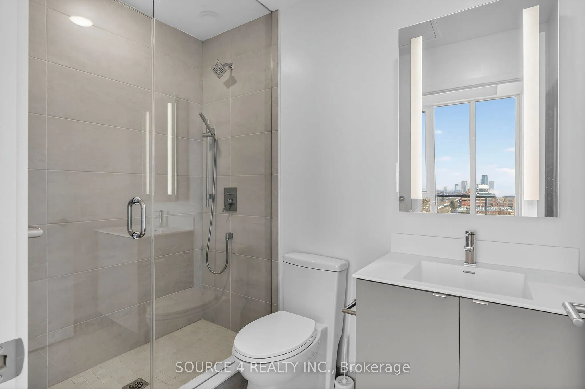 500 Dupont Street #805