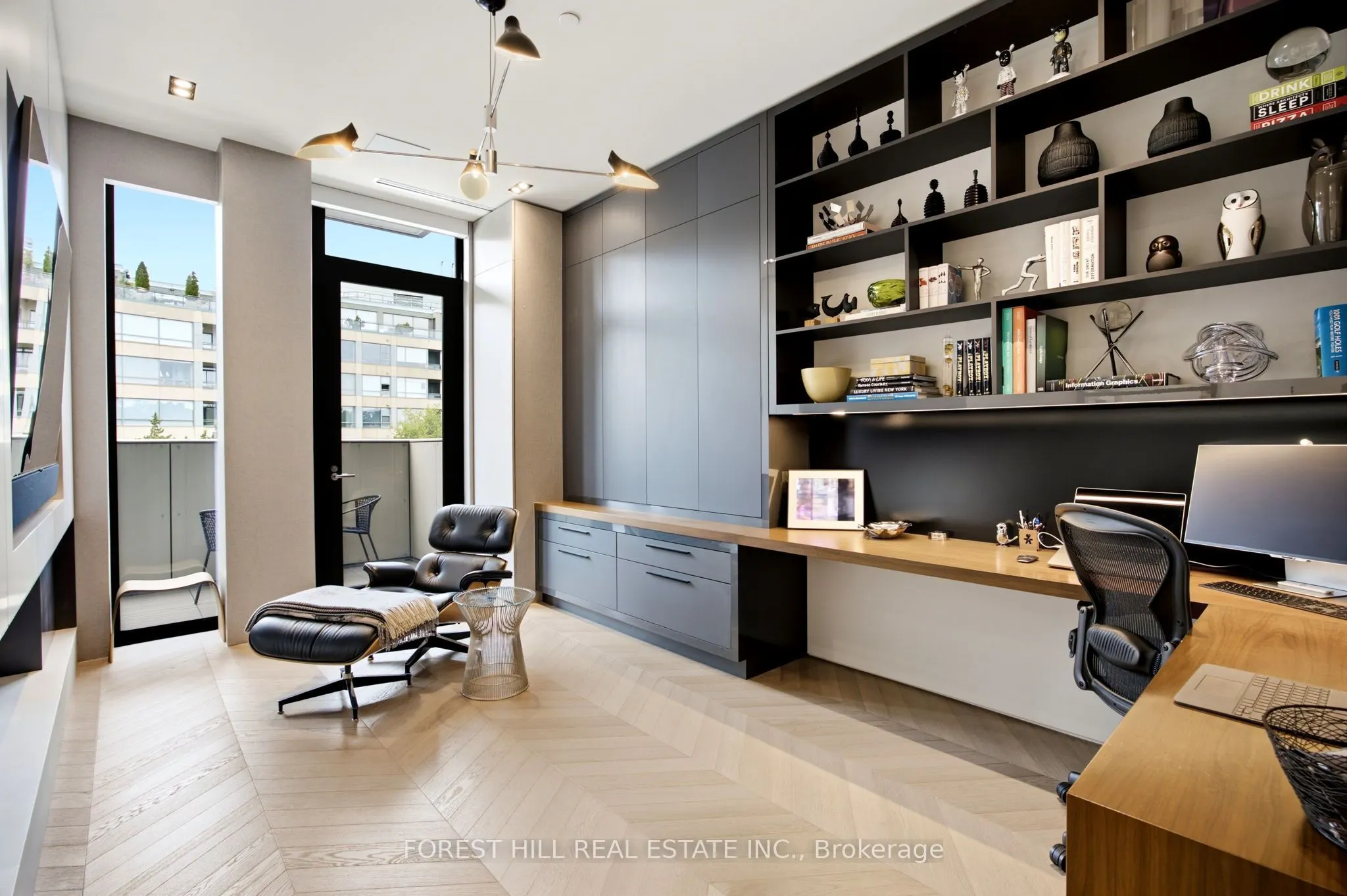 36 Hazelton Avenue #4C