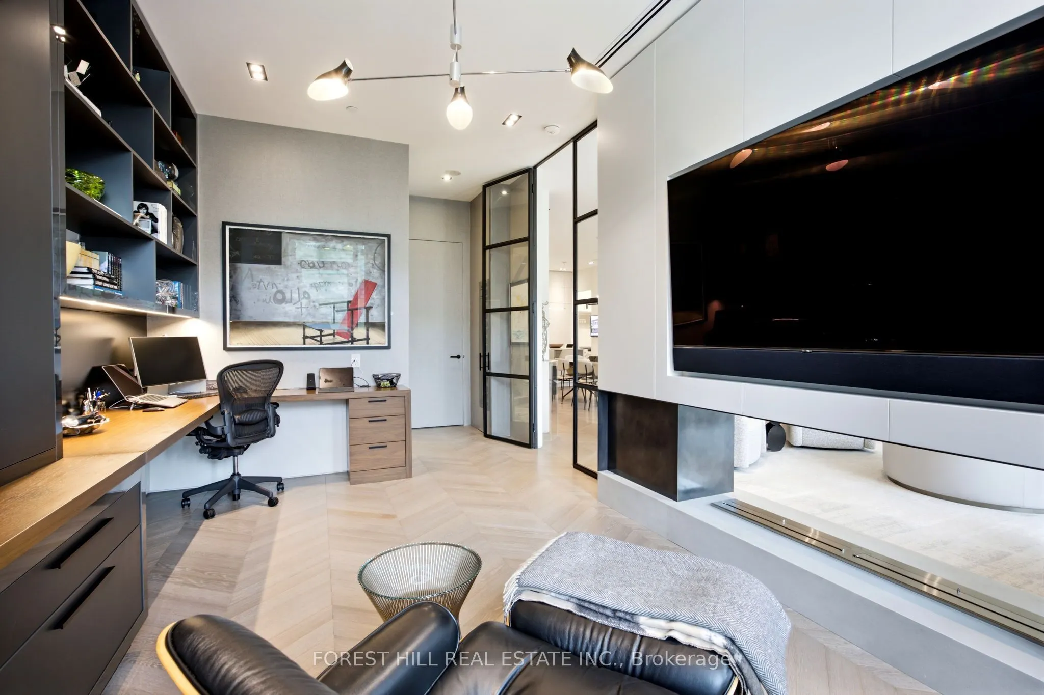 36 Hazelton Avenue #4C