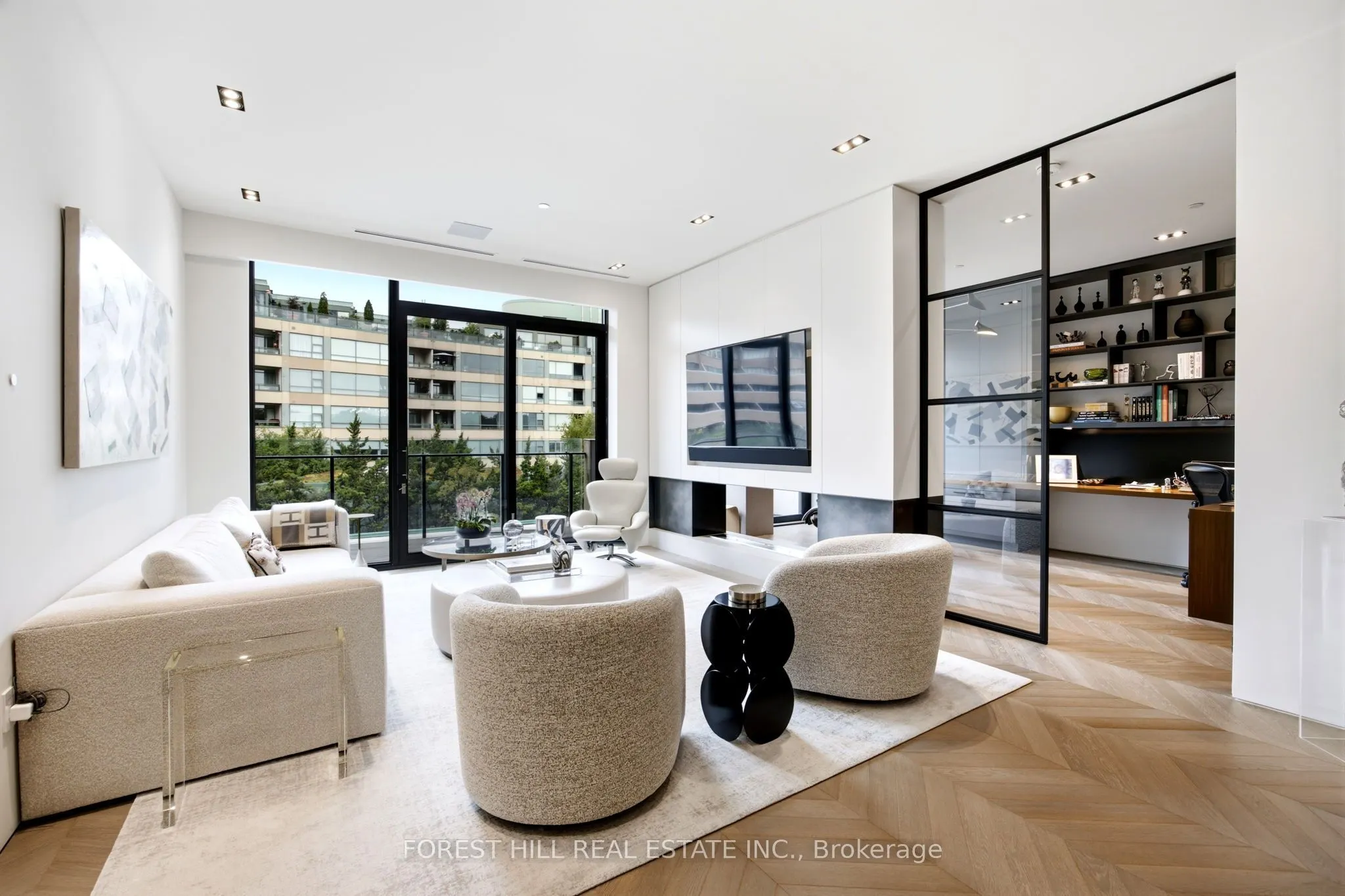 36 Hazelton Avenue #4C